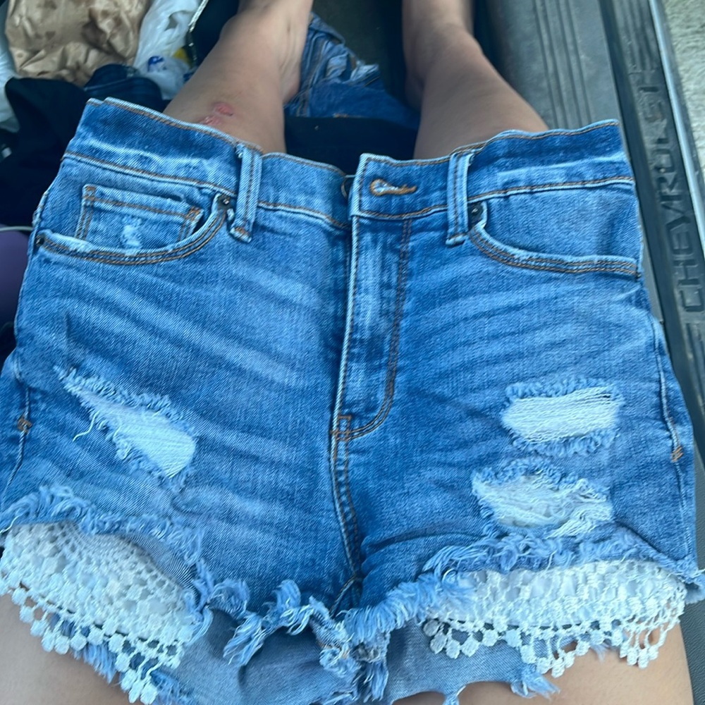 Mudd Jean shorts, with Lacey pockets